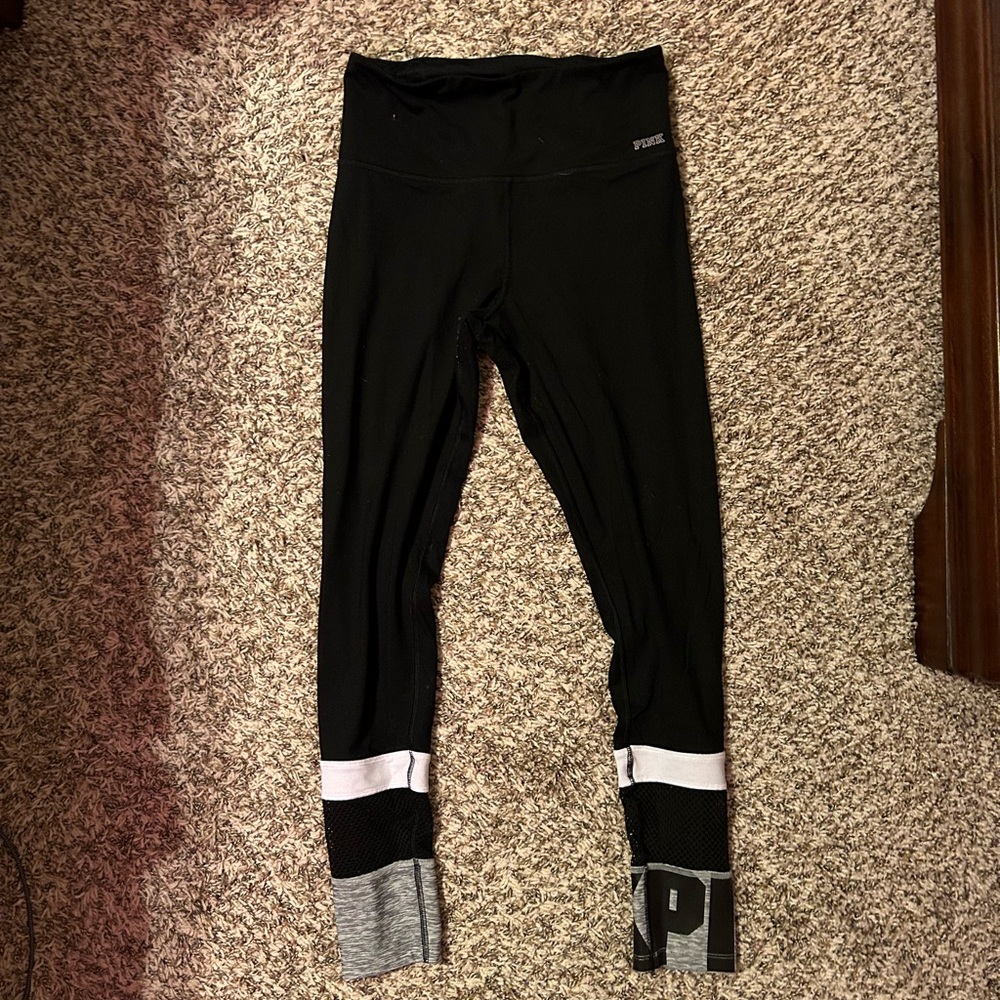 Victoria’s Secret PINK leggings